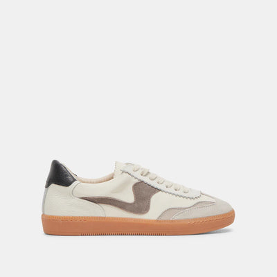 Notice Sneakers