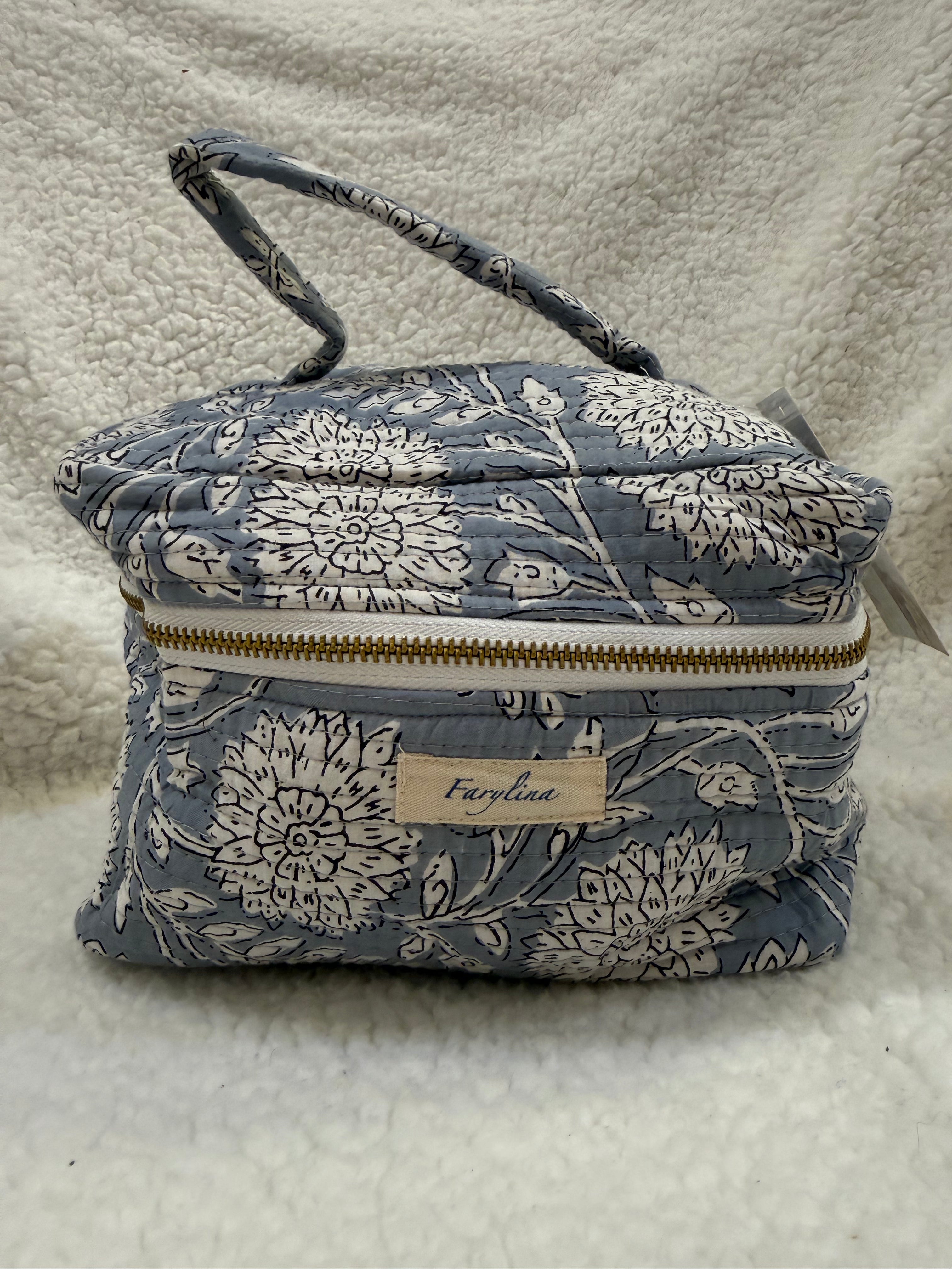 Charleston Vanity Case