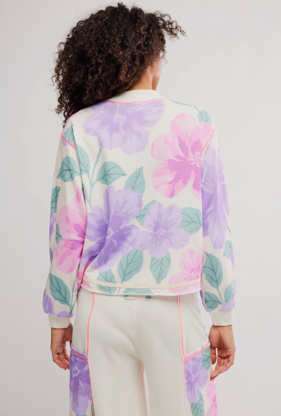 Summer Loving Pullover