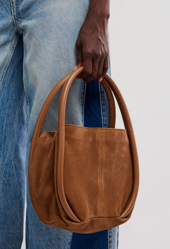 Barlow Bucket Bag