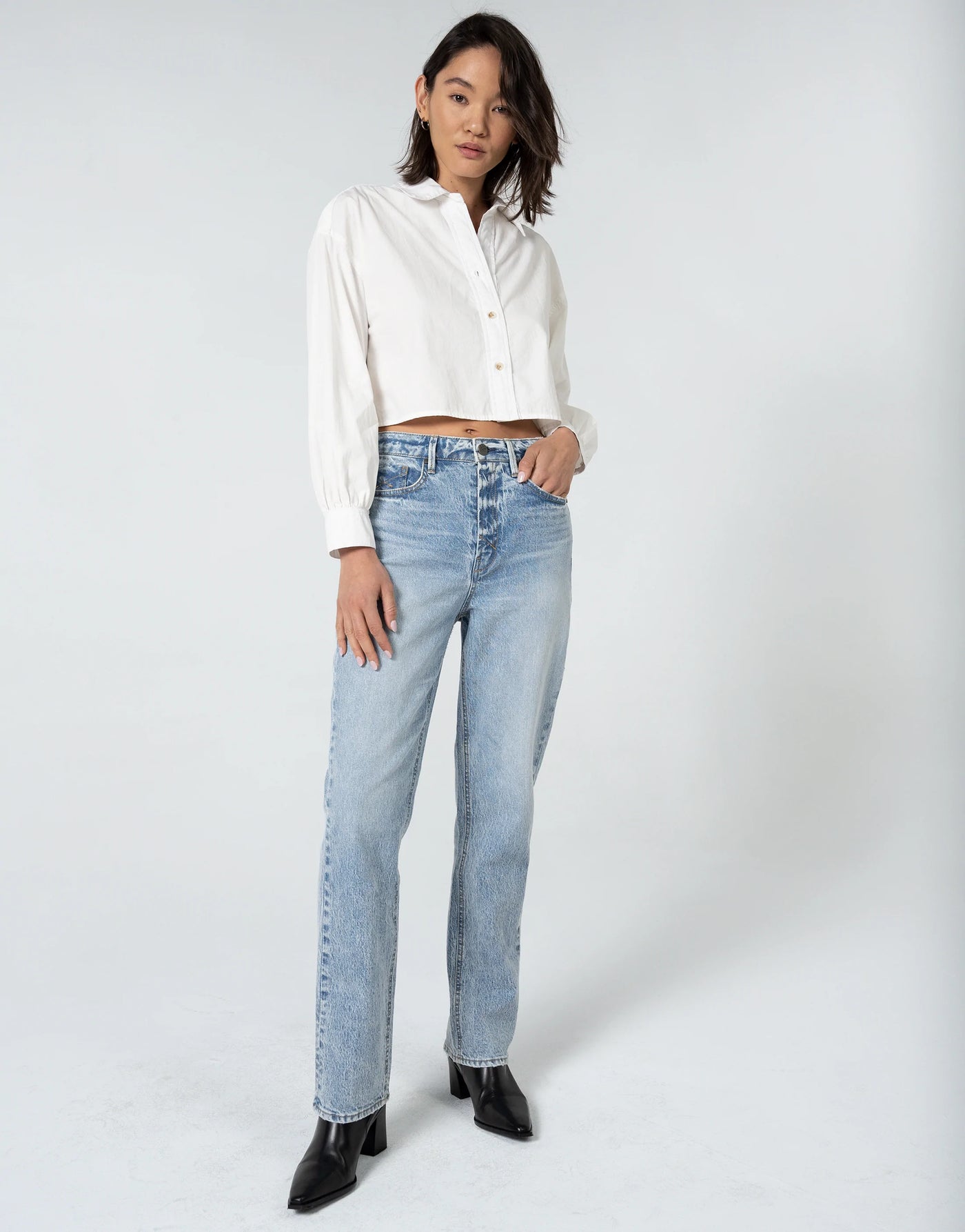 Willa Super High Waist Mom Fit Straight Leg
